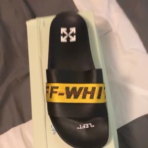 Off white industrial tape slides size 43 brand new box has damaged